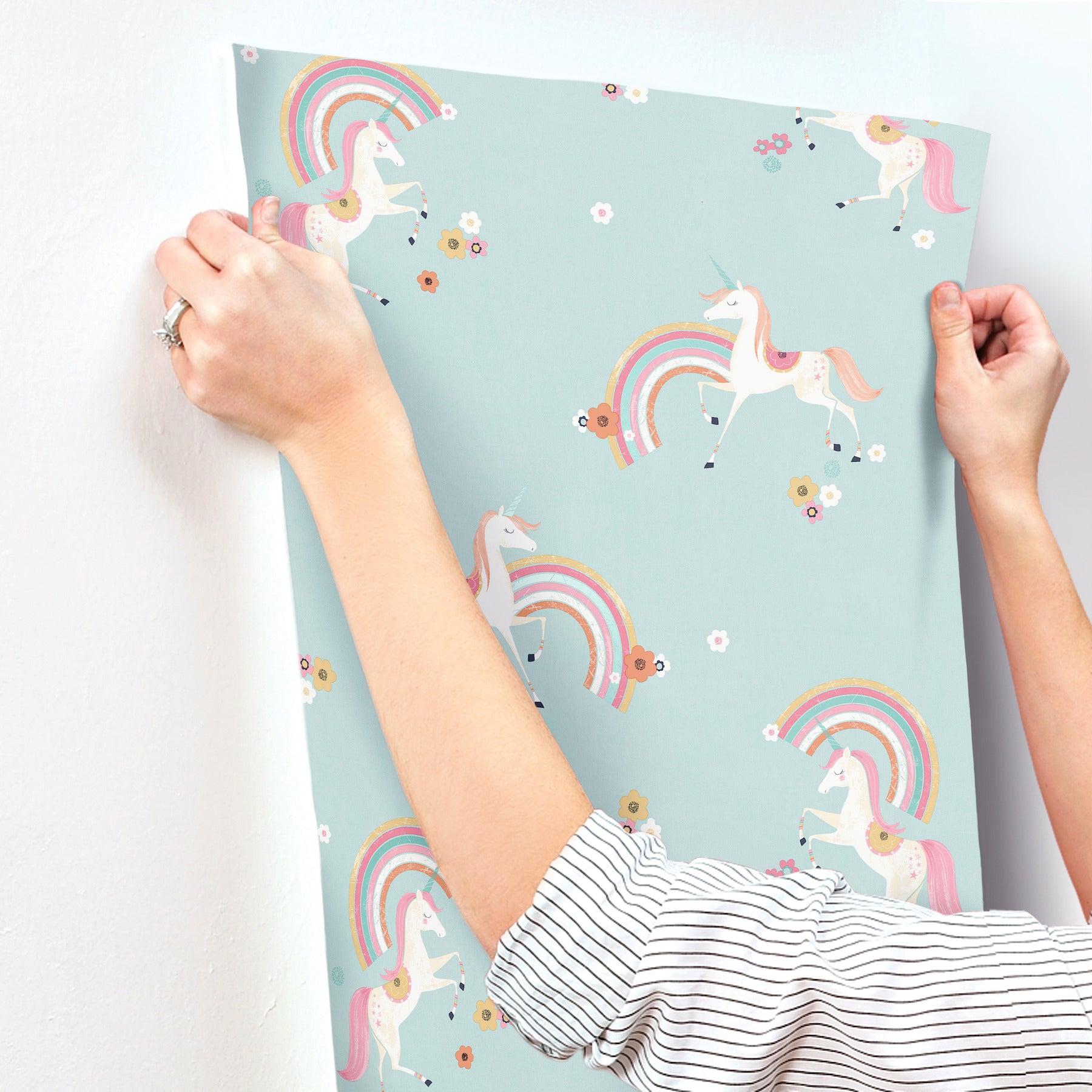 rainbow-unicorn-blue-fantastical-wallpaper-york-wallcoverings-4203-27564 - York Wallcoverings Papel pintado