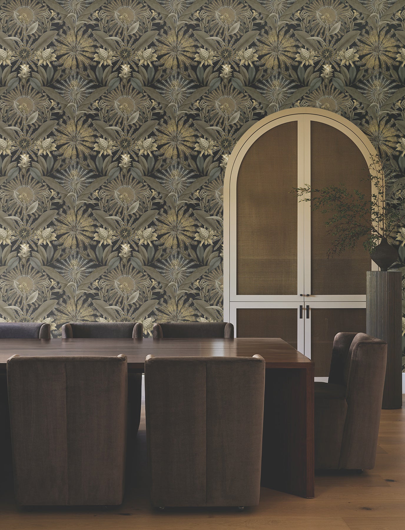 enchanted-garden-black-tropical-wallpaper-york-wallcoverings-vr1531