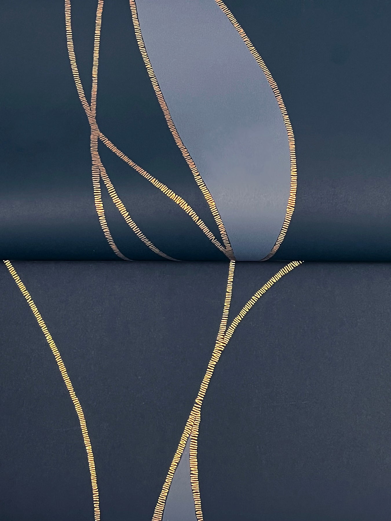 society-hill-navy-abstract-leaf-wallpaper-york-wallcoverings-vr1548