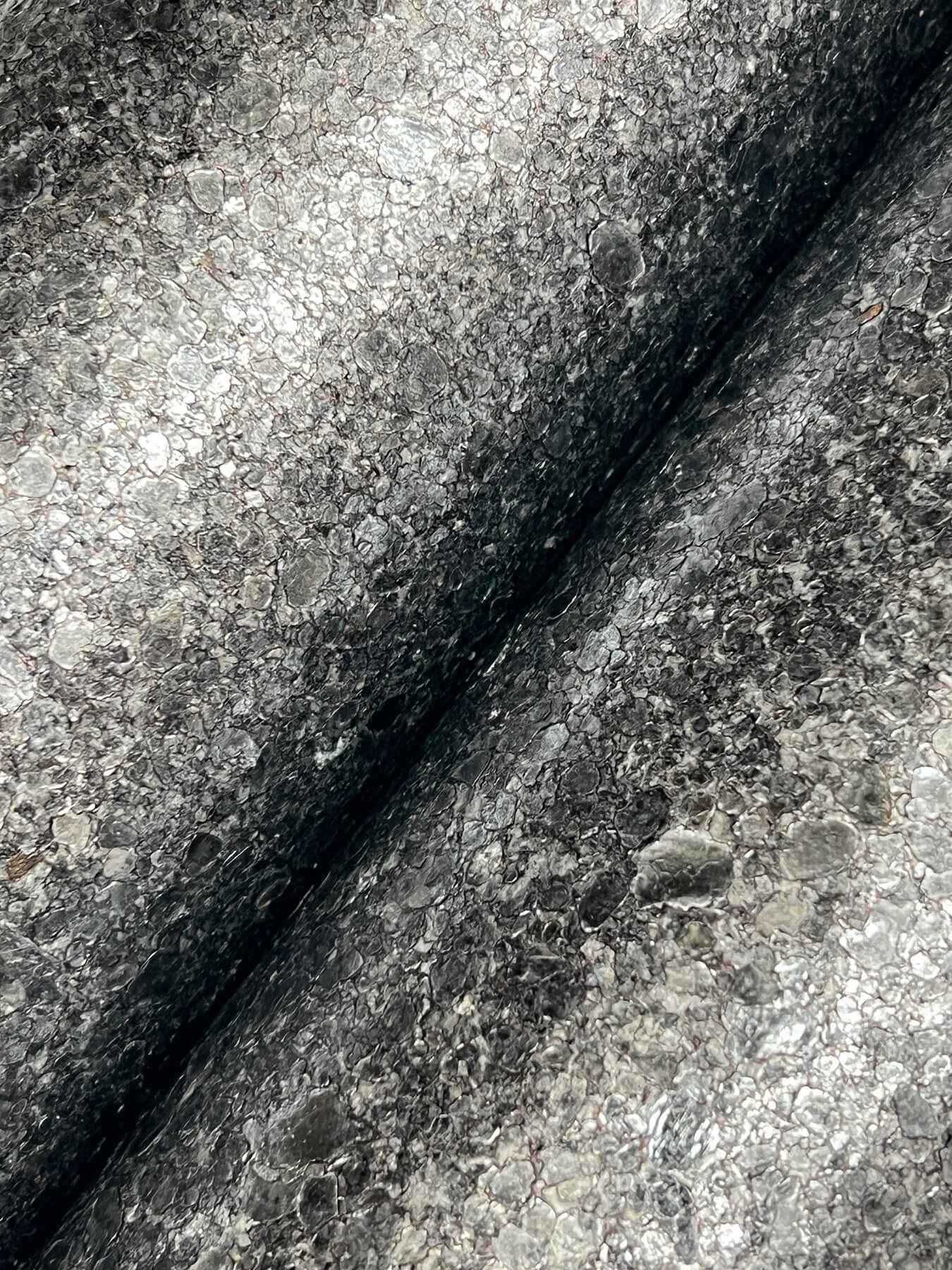 Brilliant Mica Black Glittering Wallpaper - York Wallcoverings - VR1500 - York Wallcoverings Wallpaper