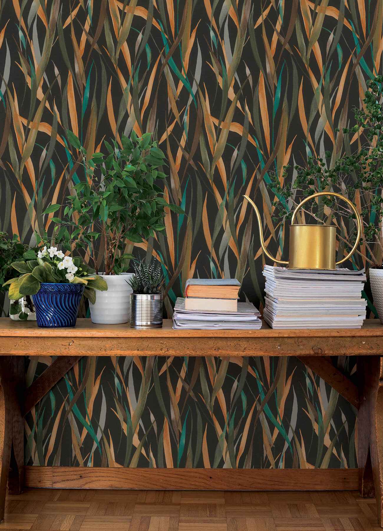 Willoughby Black Fronds Wallpaper - York Wallcoverings - 4202-330250