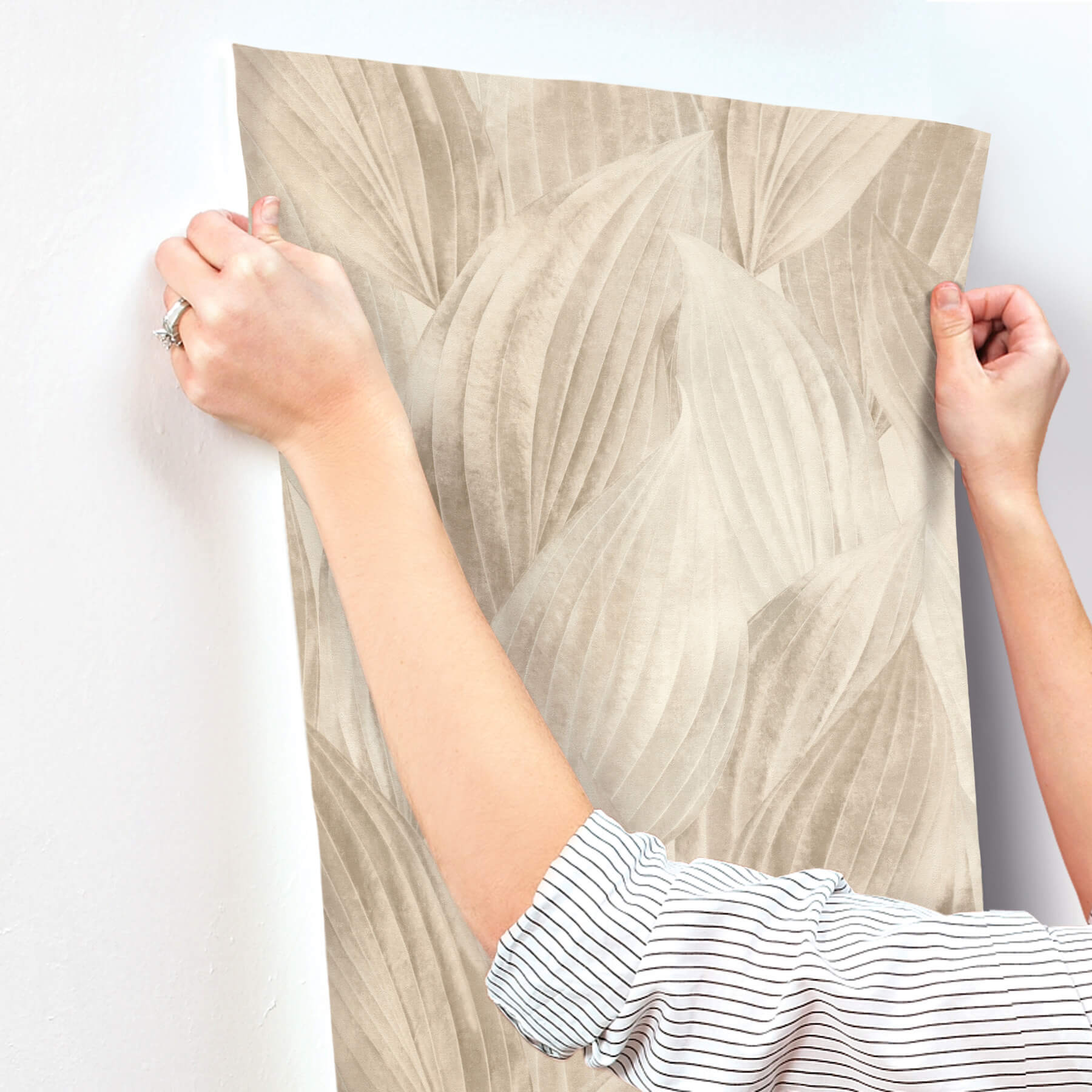 melora-beige-leaf-wallpaper-york-wallcoverings-4202-571554 - York Wallcoverings Wallpaper