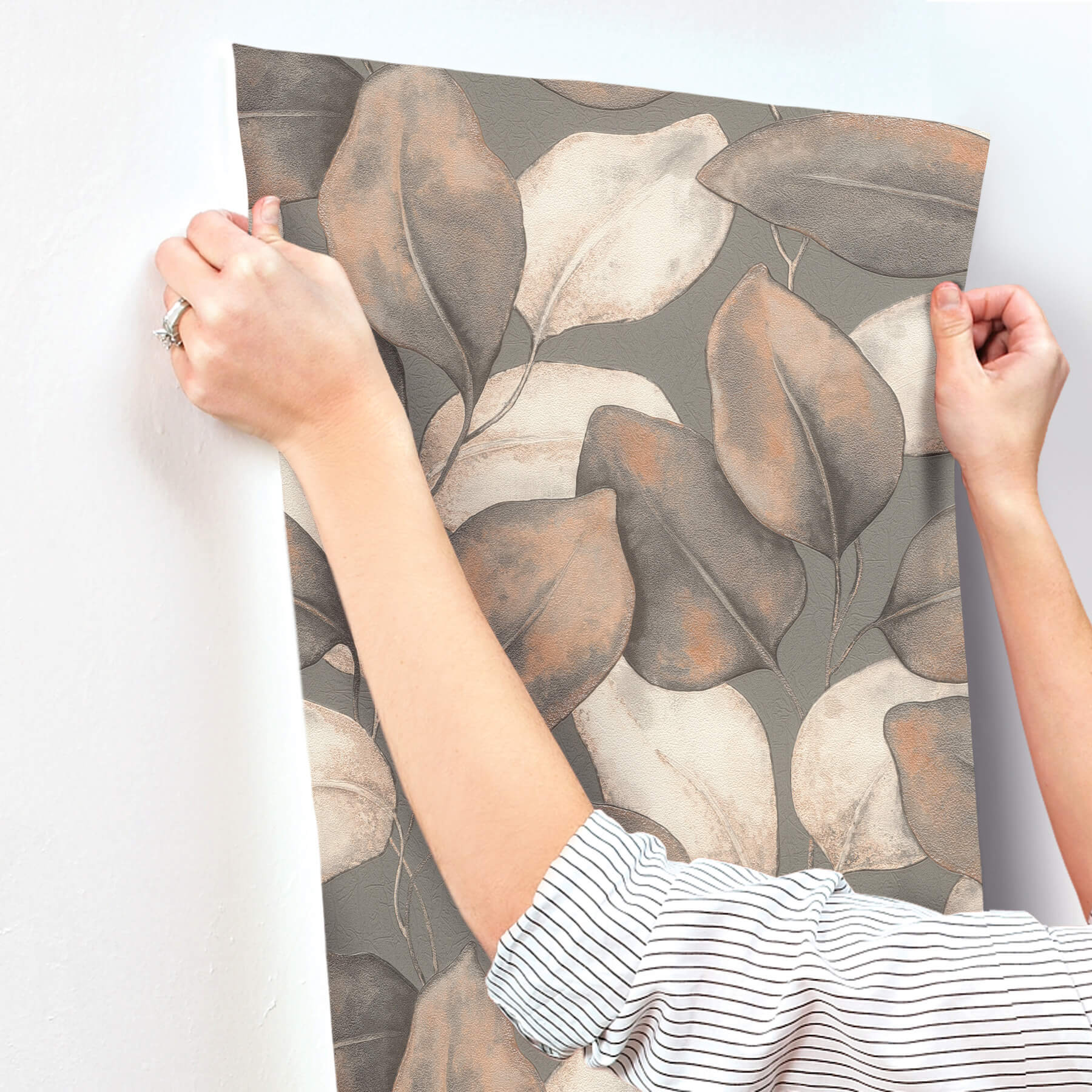 evanthe-charcoal-vine-wallpaper-york-wallcoverings-4202-659887 - York Wallcoverings Wallpaper