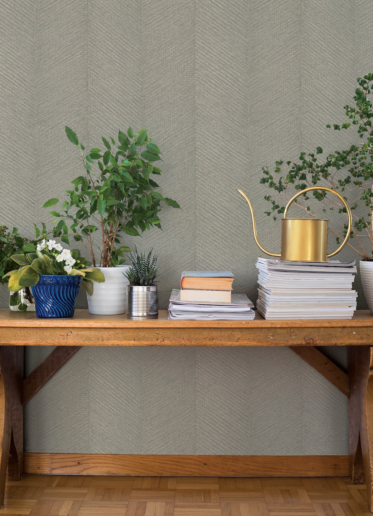 ione-grey-textured-chevron-wallpaper-york-wallcoverings-4202-720358