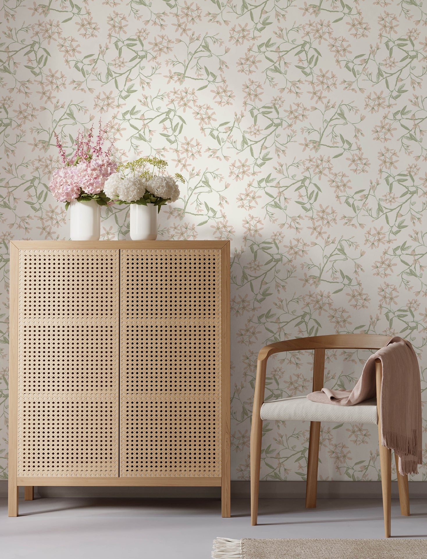 paradis-blush-bouquet-toss-wallpaper-york-wallcoverings-4201-20111