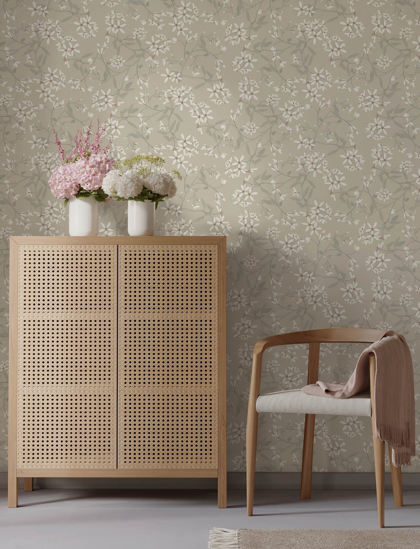 paradis-grey-bouquet-toss-wallpaper-york-wallcoverings-4201-20113