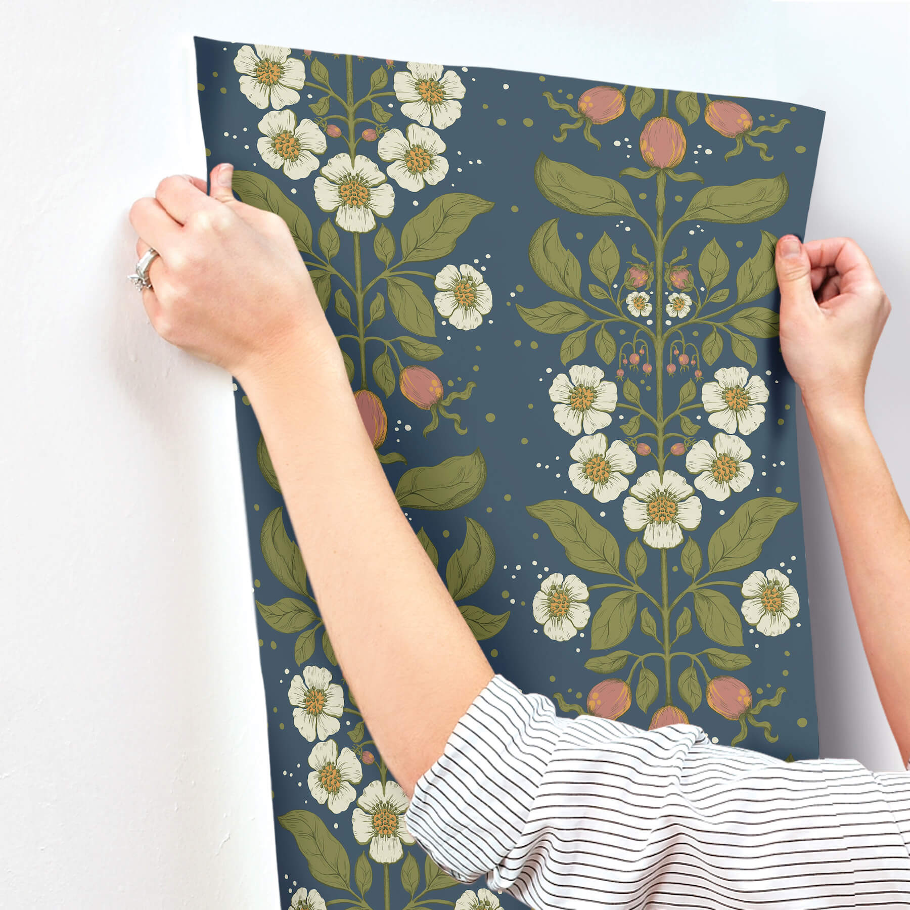 rosa-navy-floral-columns-wallpaper-york-wallcoverings-4201-48013 - York Wallcoverings Wallpaper