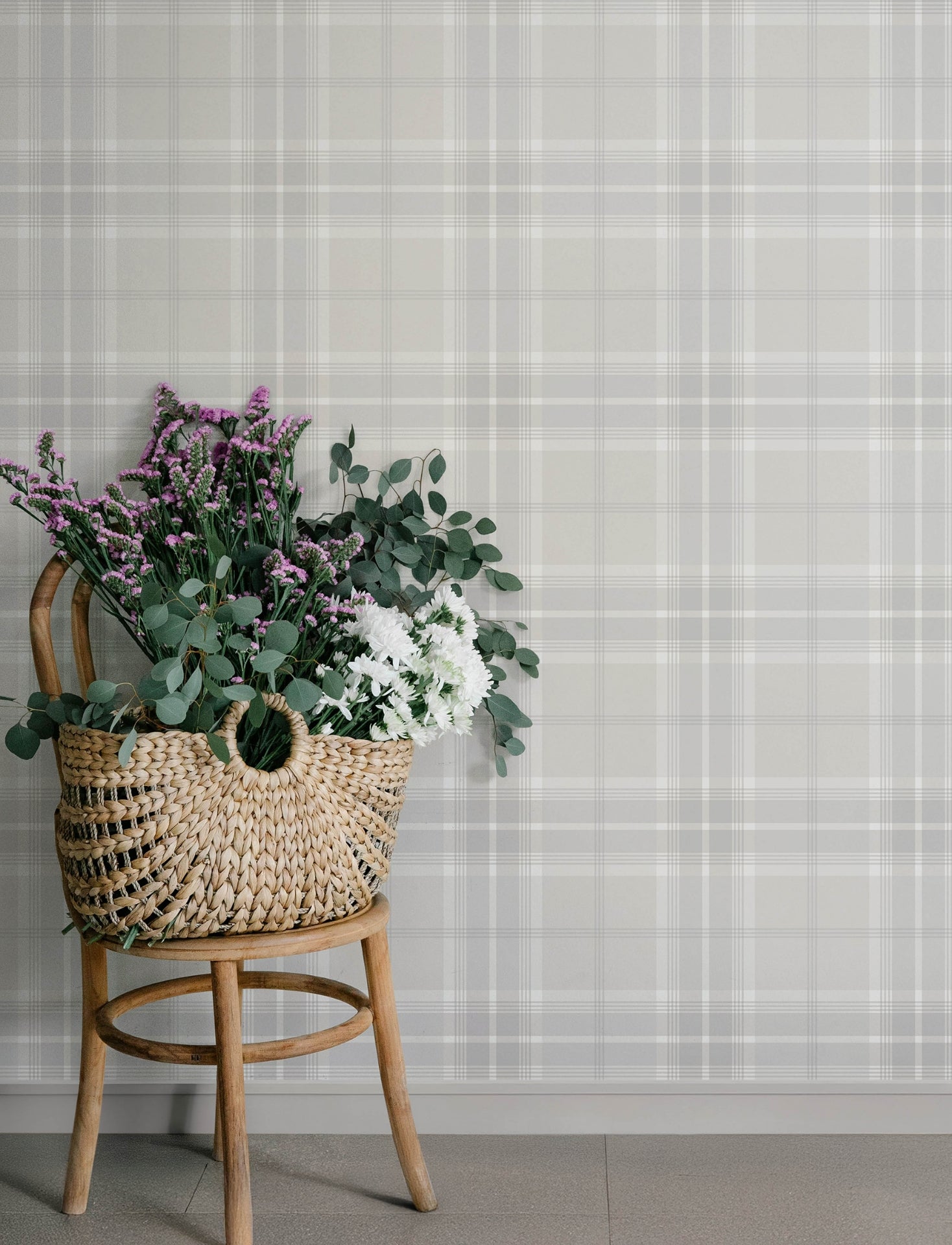 emma-dove-plaid-wallpaper-york-wallcoverings-4201-92123