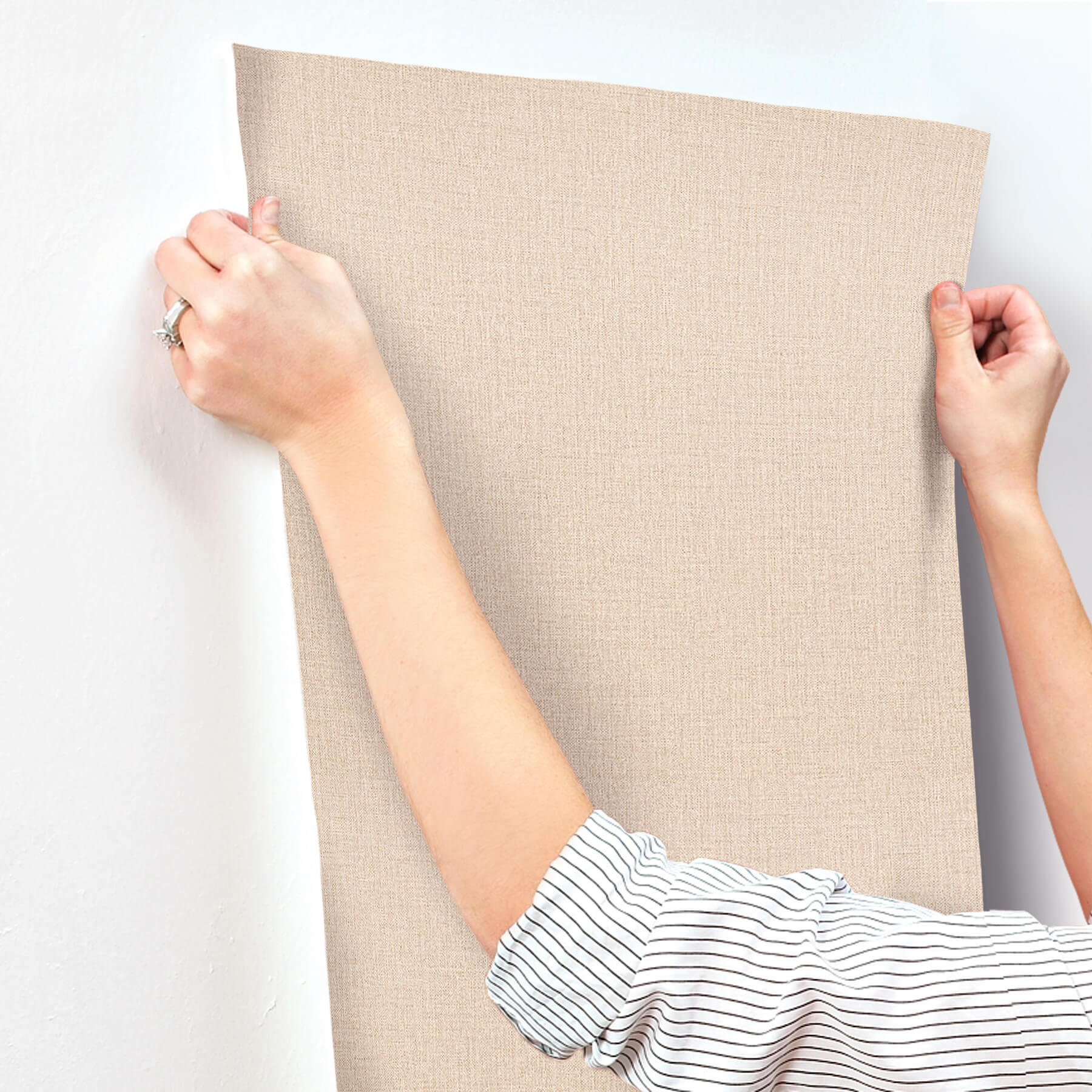 sonia-beige-faux-linen-wallpaper-york-wallcoverings-4191-83035 - York Wallcoverings Papel pintado