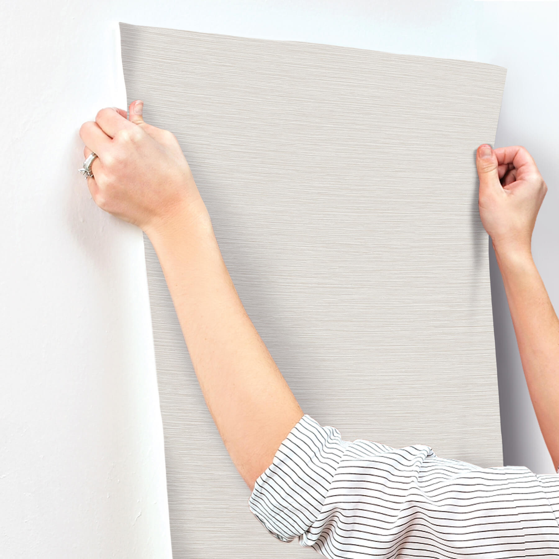 oasis-light-grey-faux-grasscloth-wallpaper-york-wallcoverings-uw1068n - York Wallcoverings Wallpaper