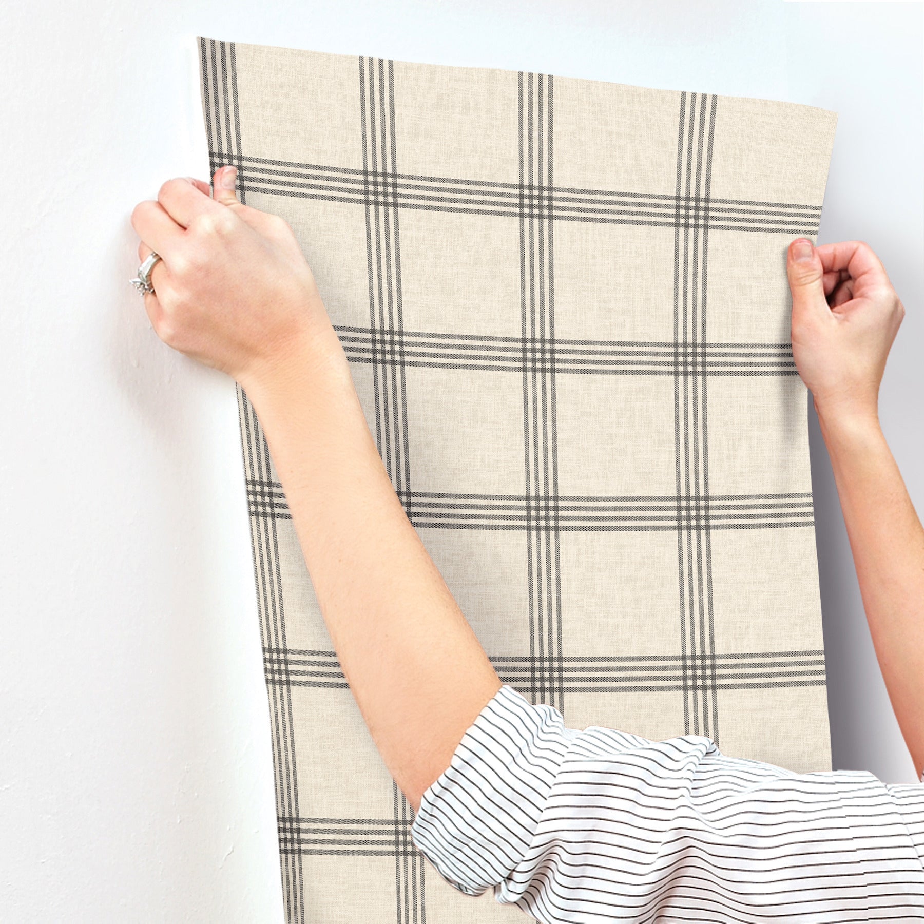 twain-black-plaid-wallpaper-york-wallcoverings-4192-24479