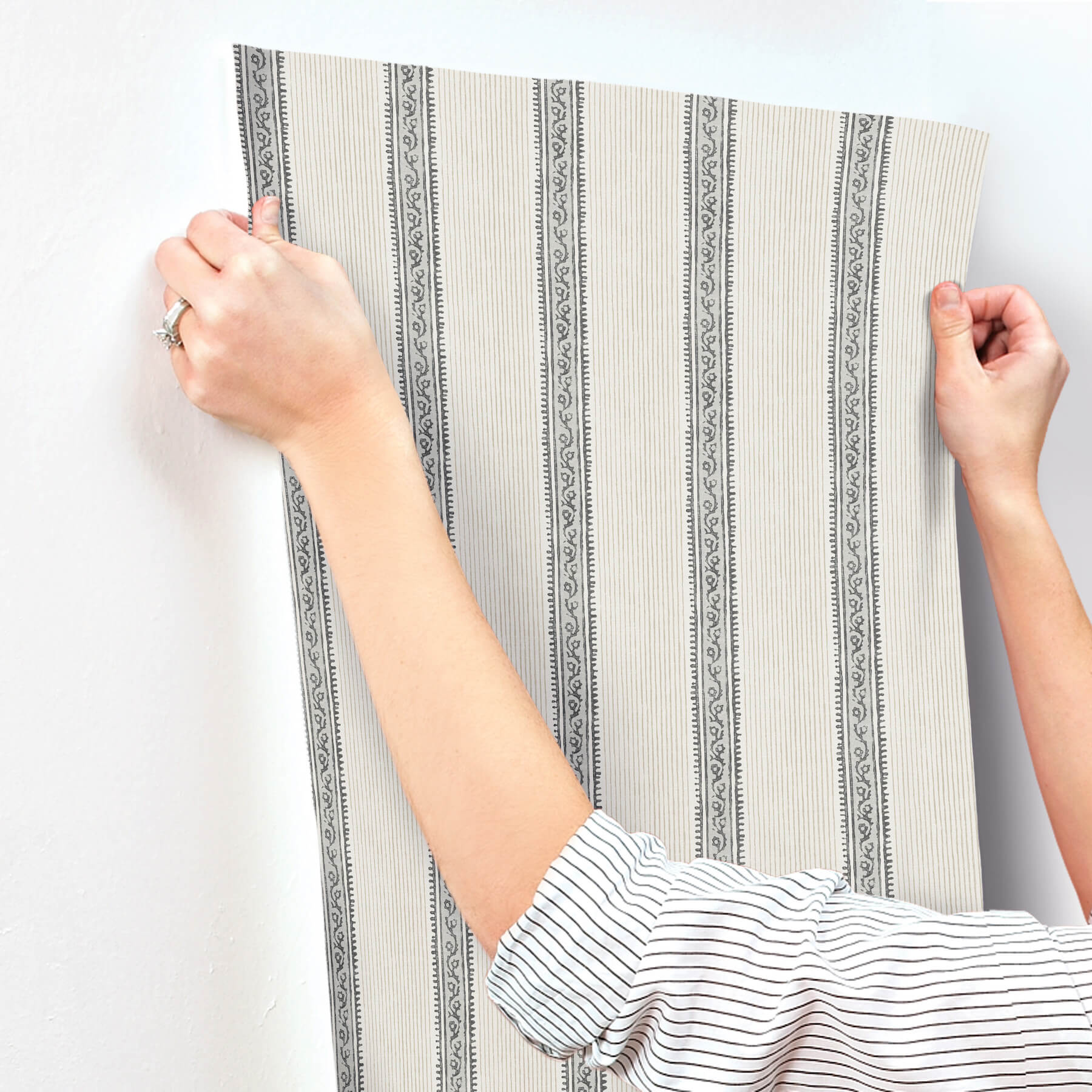 mandevilla-black-vine-stripe-wallpaper-york-wallcoverings-4192-27426 - York Wallcoverings Wallpaper