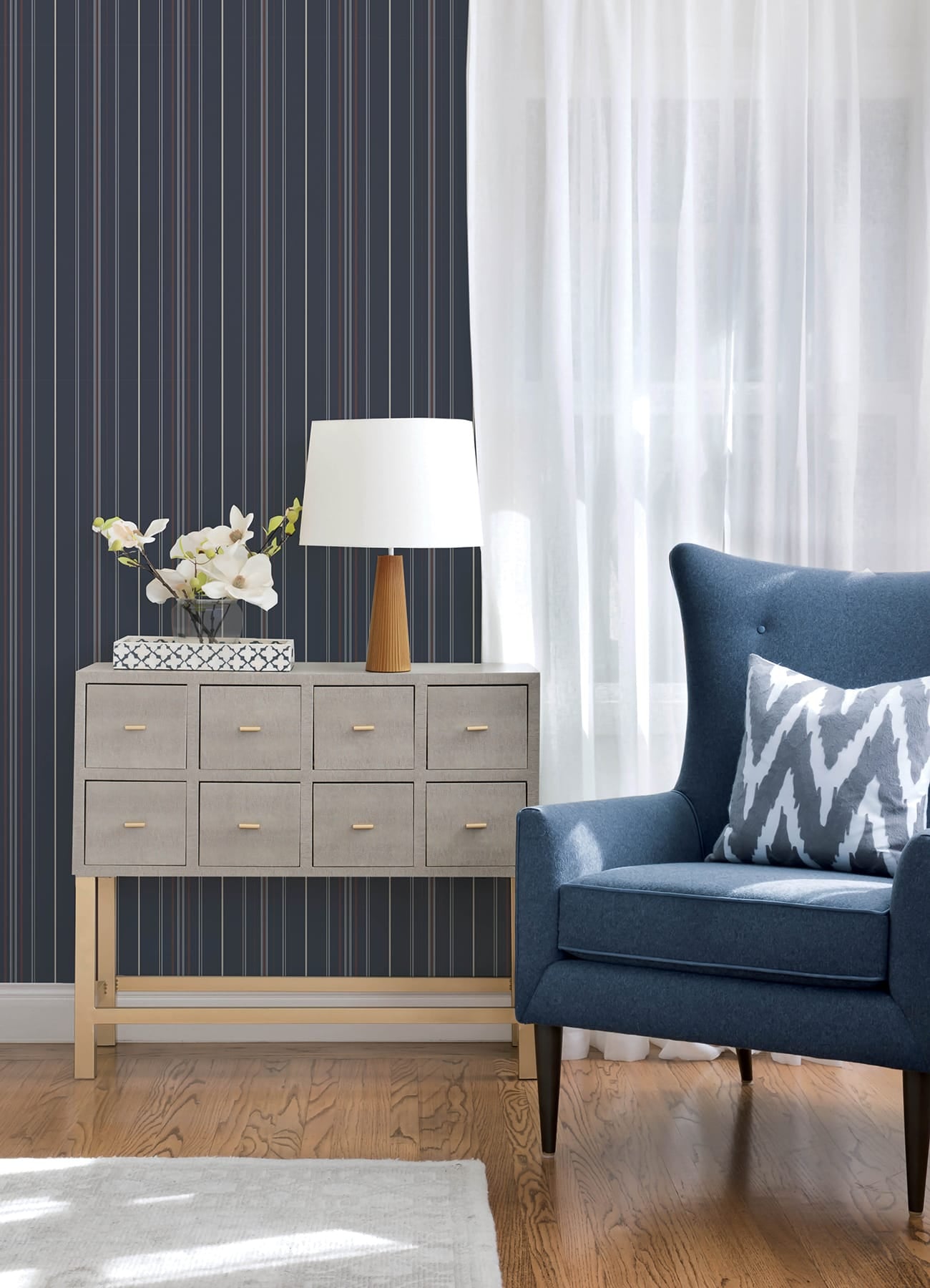 lascelle-navy-modern-pinstripe-wallpaper-york-wallcoverings-4192-83450