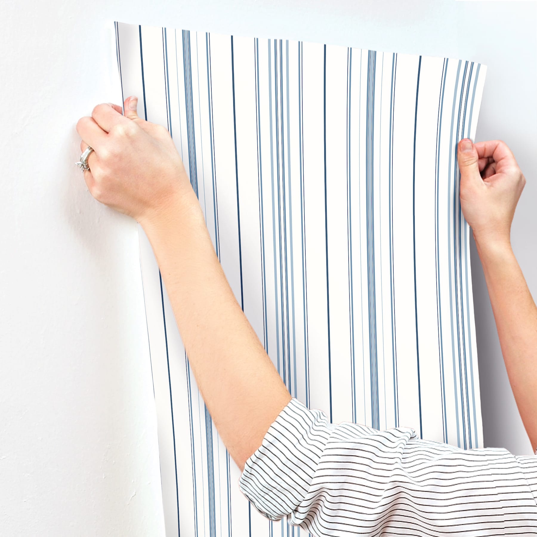 lascelle-blue-modern-pinstripe-wallpaper-york-wallcoverings-4192-83454 - York Wallcoverings Wallpaper