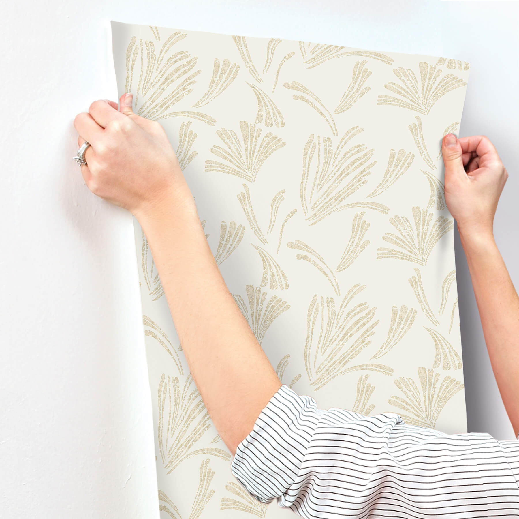 ermine-gold-abstract-wallpaper-york-wallcoverings-4198-83470 - York Wallcoverings Wallpaper