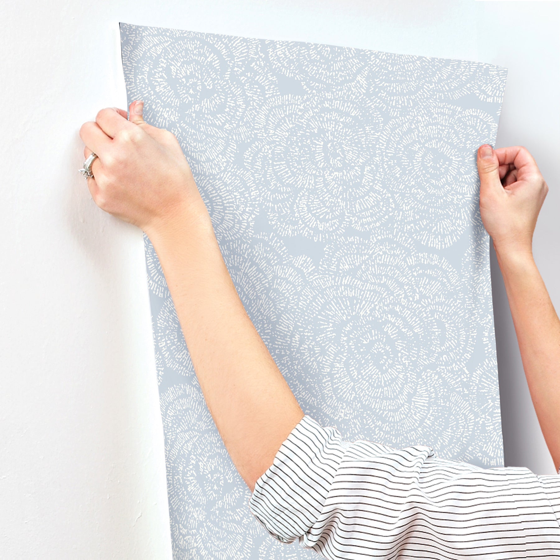 ambroise-light-blue-abstract-floral-wallpaper-york-wallcoverings-4197-27850 - York Wallcoverings Wallpaper