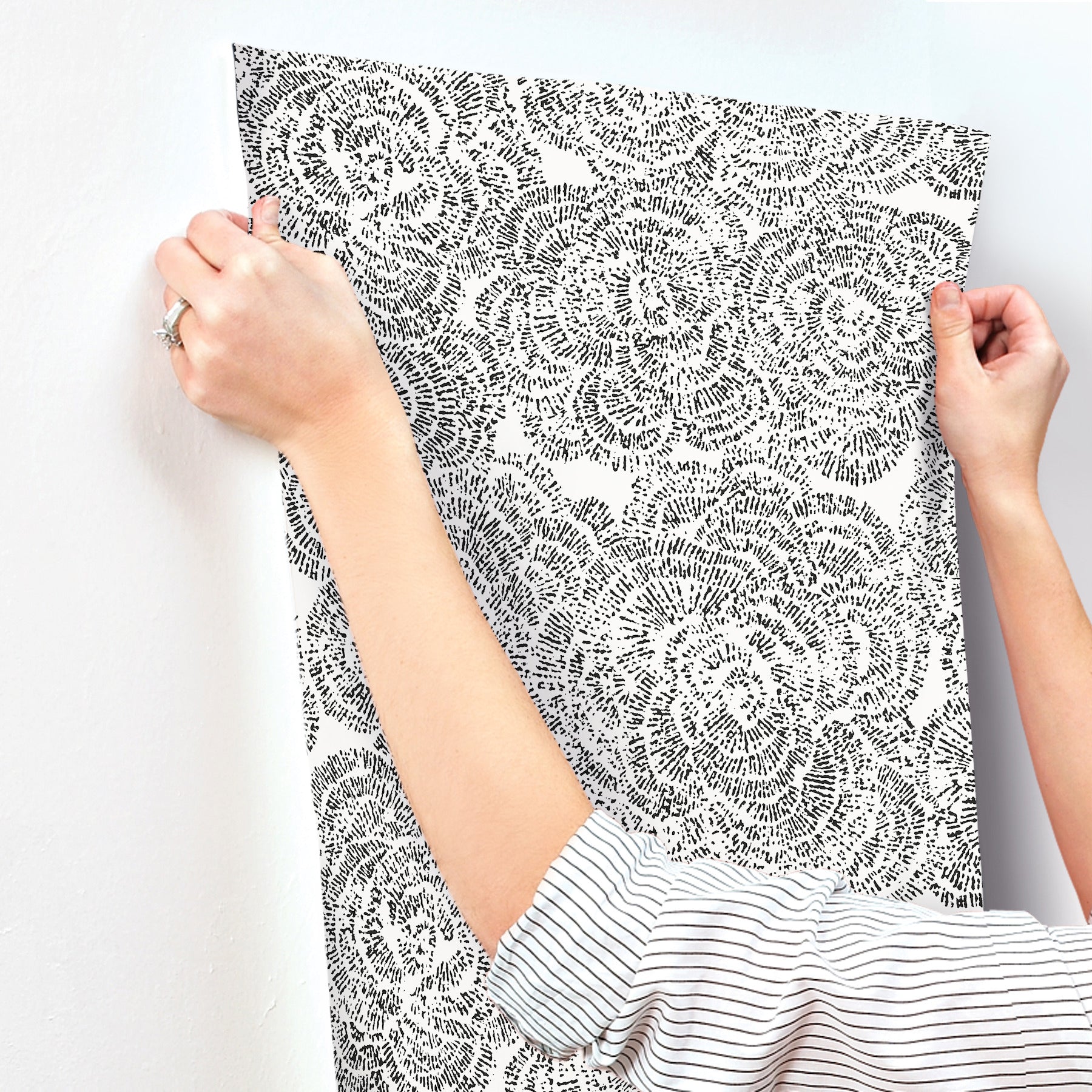 ambroise-black-abstract-floral-wallpaper-york-wallcoverings-4197-27854 - York Wallcoverings Wallpaper