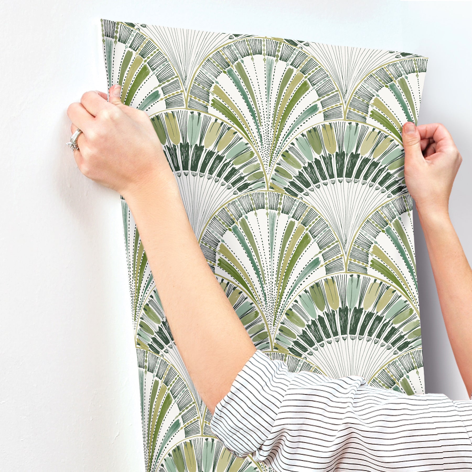 myla-green-fanning-reeds-wallpaper-york-wallcoverings-4197-27862 - York Wallcoverings Wallpaper