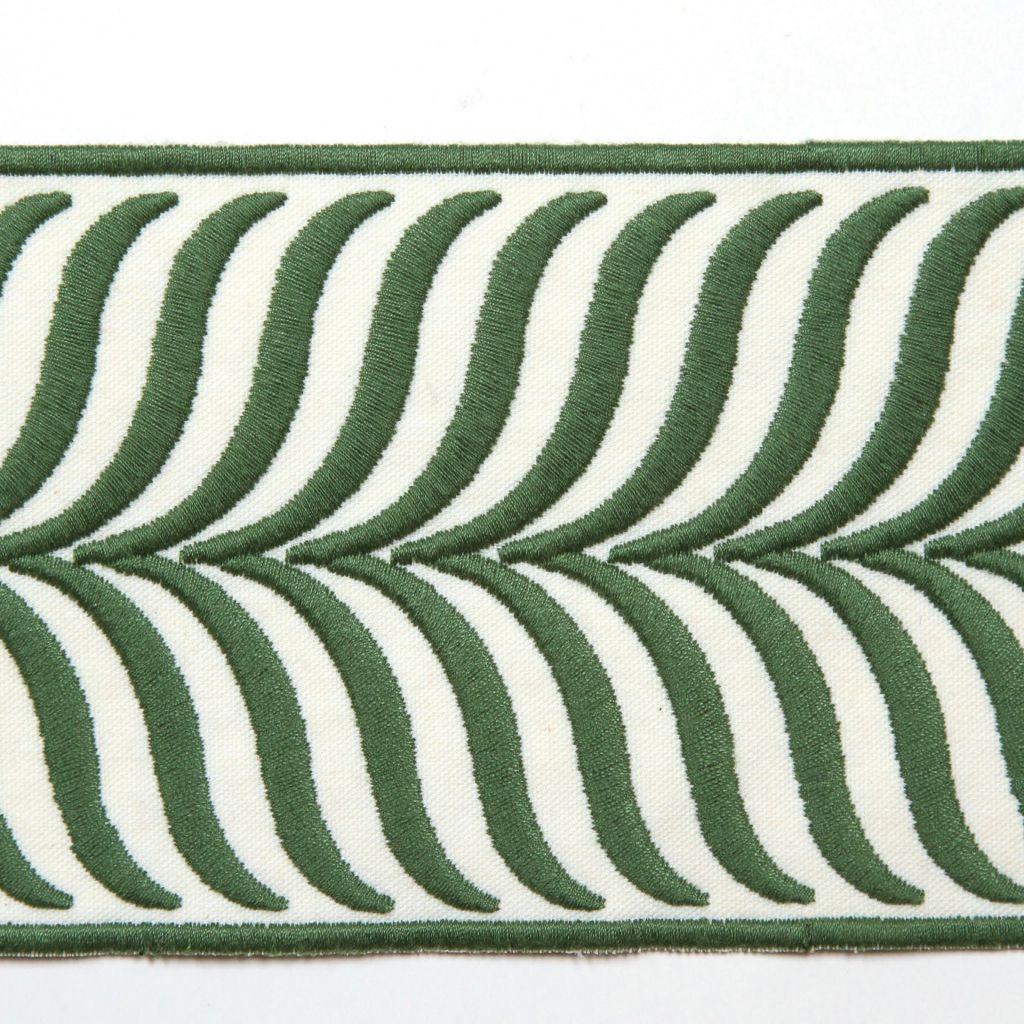 BD109 BORDER 3.375" – Leaf