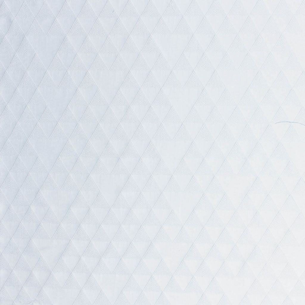 Pyramids â Snow