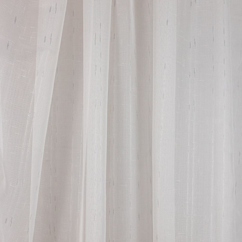 Valmont â Silver Threads