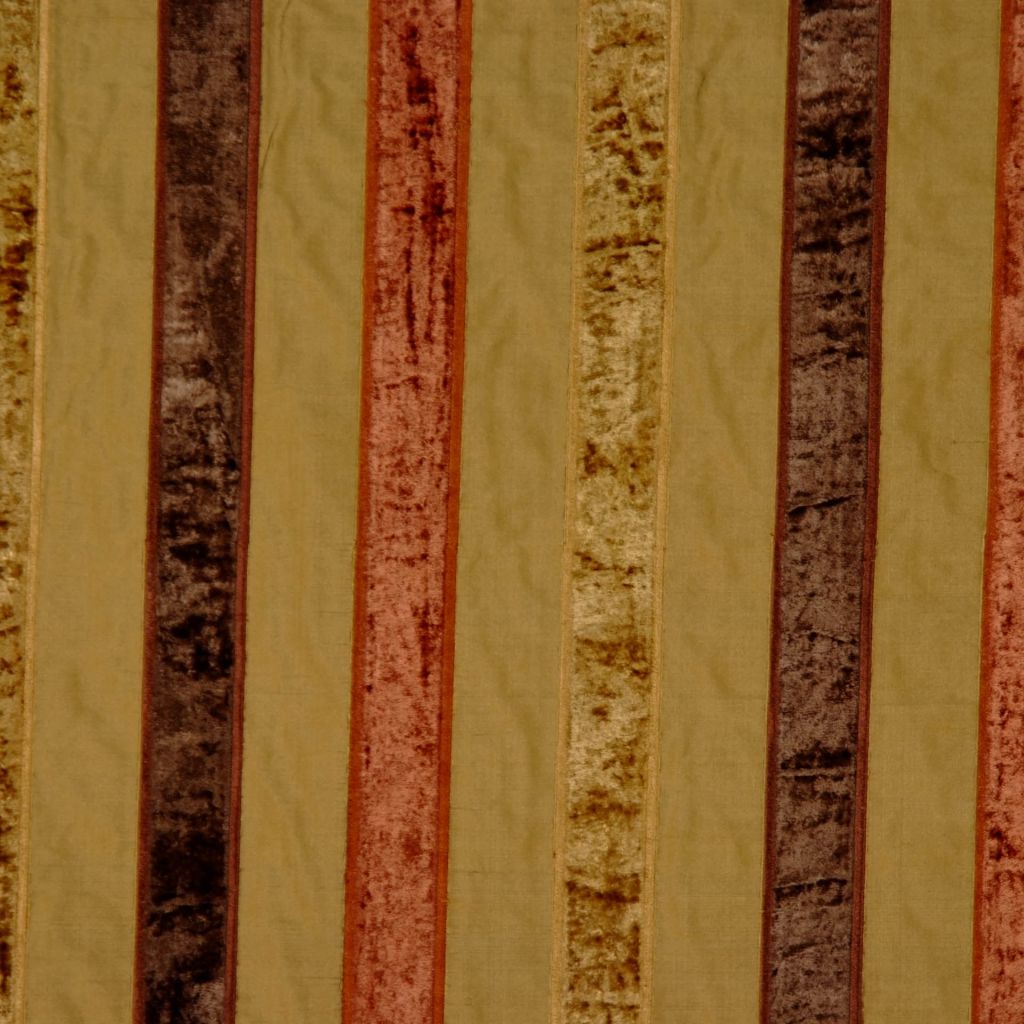 W07998 – 146 - RM Coco Fabric