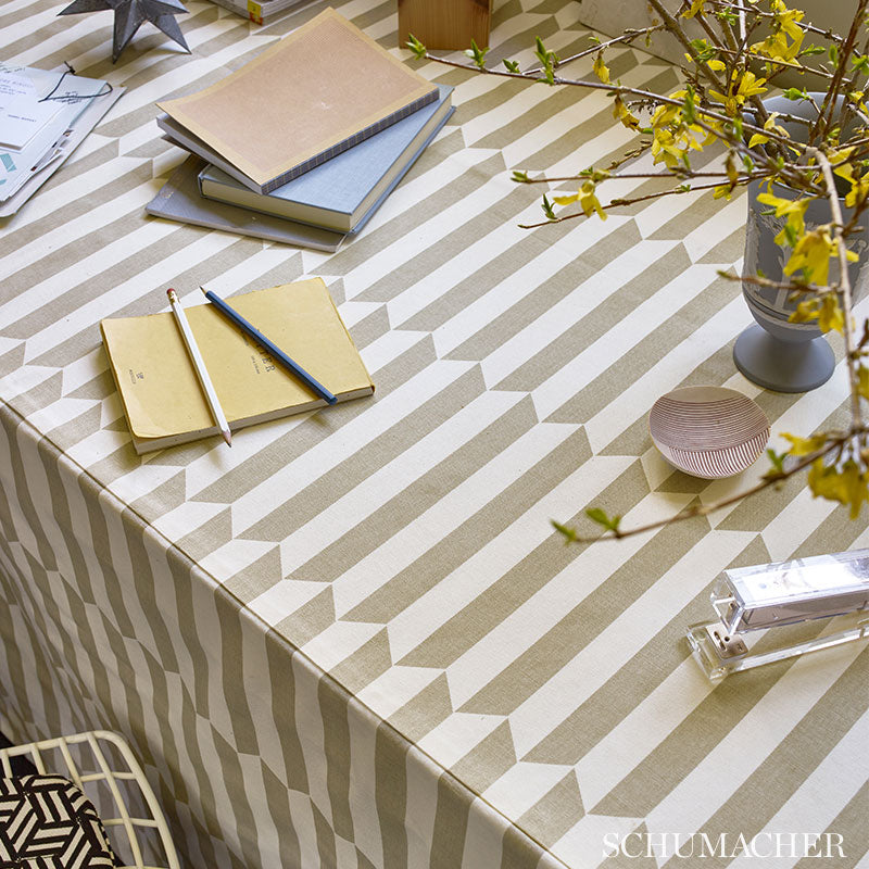 MAXWELL-NATURAL-SCHUMACHER-176401