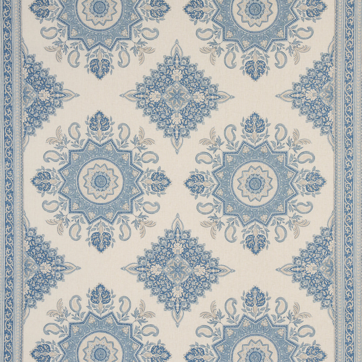 MONTECITO-MEDALLION-CHINA-BLUE-SCHUMACHER-176484