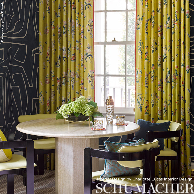 MAGICAL-MENAGERIE-YELLOW-SCHUMACHER-176751