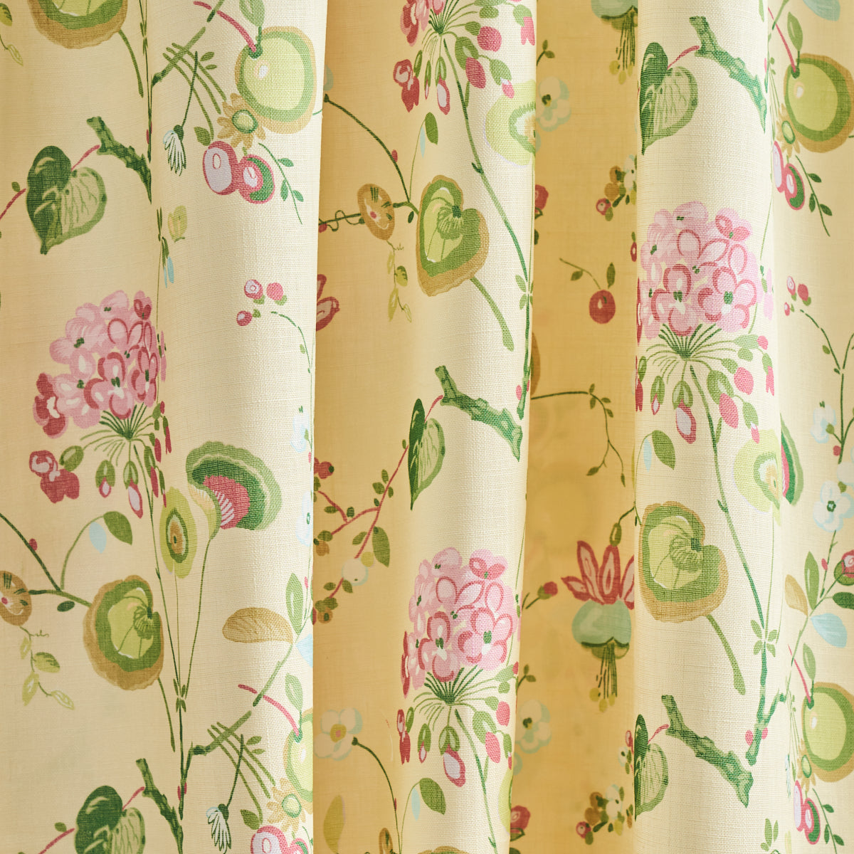 VASILY-LINEN-GREEN-AND-YELLOW-SCHUMACHER-180082