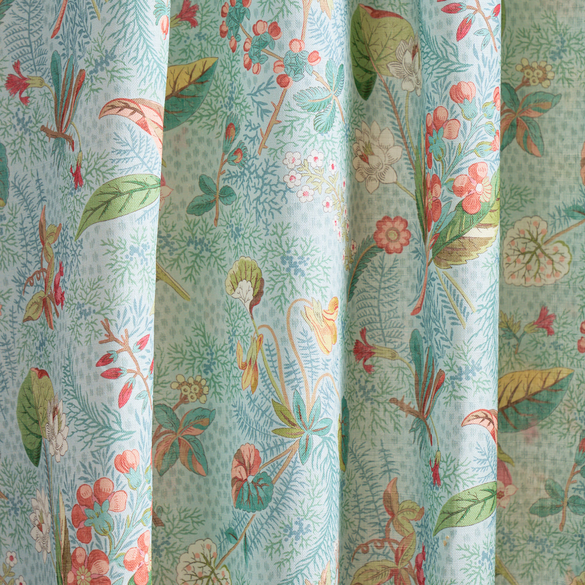 BLACKWELL-LINEN-SKY-SCHUMACHER-180091