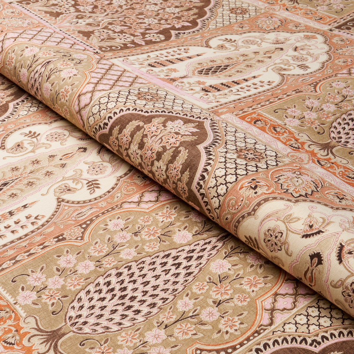 BARRA-PALACE-BROWN-SPICE-SCHUMACHER-181310