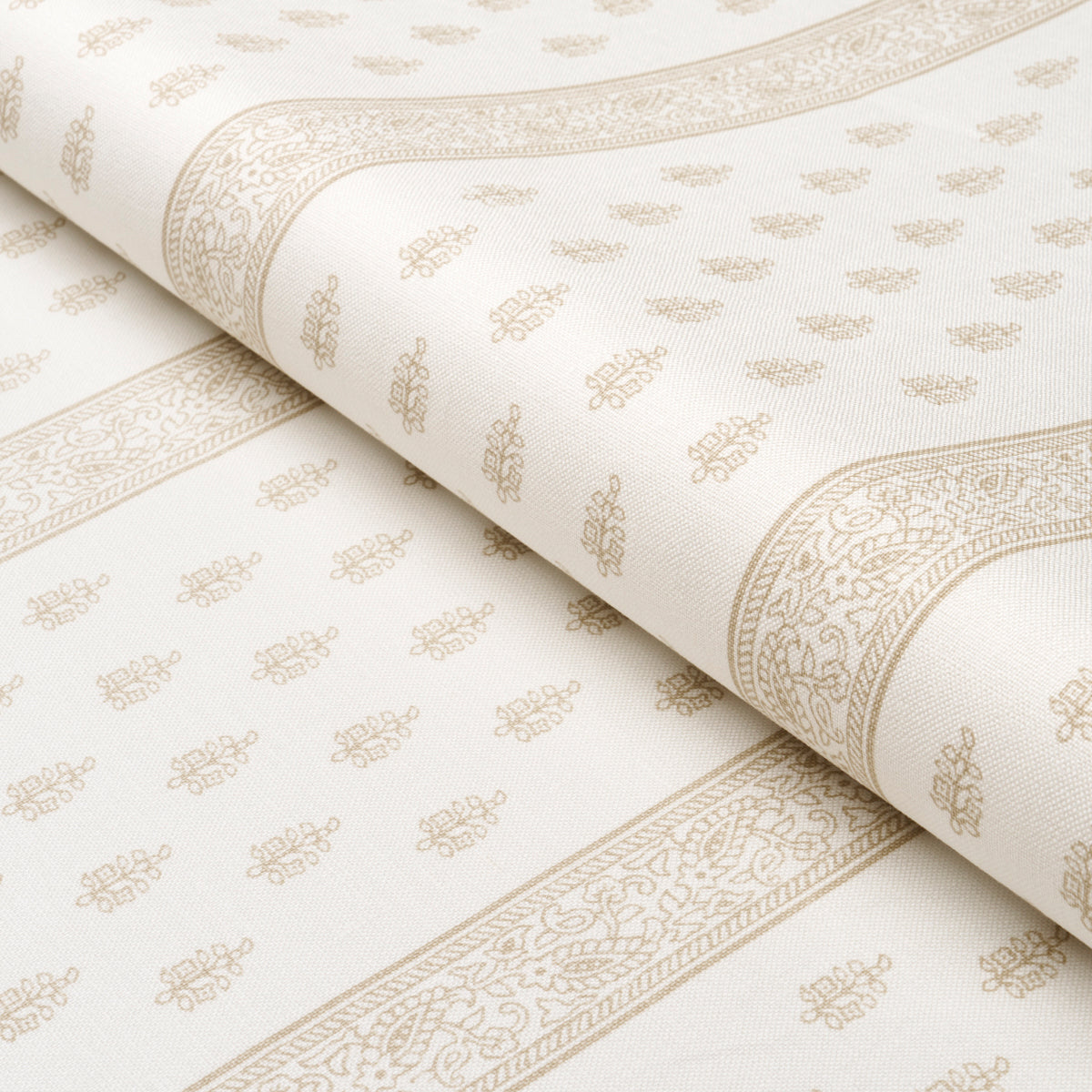 KATSURA-STRIPE-SAND-SCHUMACHER-181333