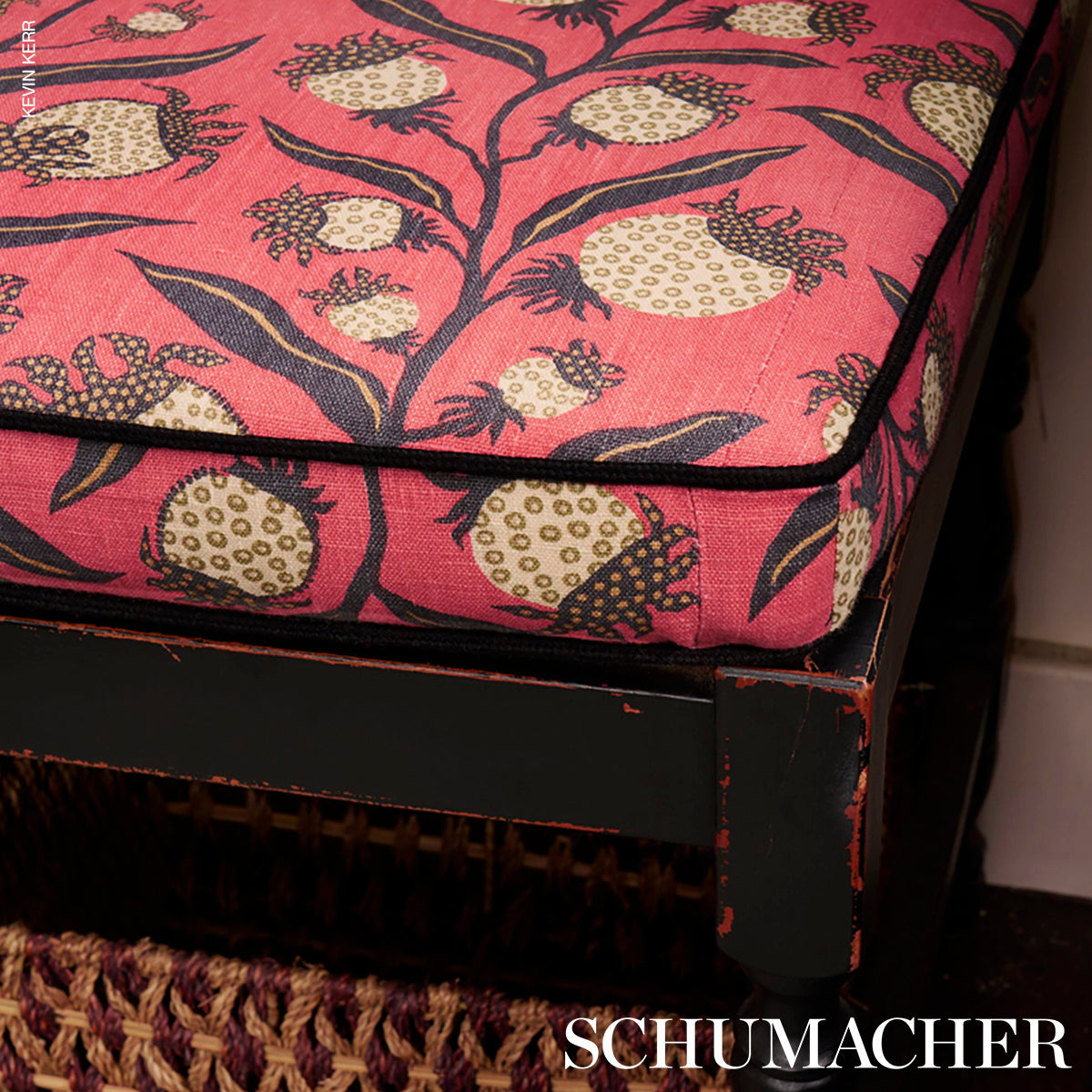 THISTLE-VINE-RED-GOLD-SCHUMACHER-181680