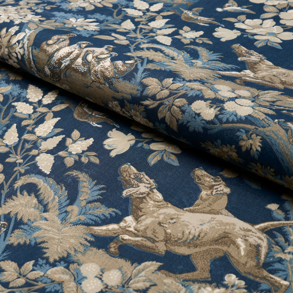 HOUND-MEADOW-INDIGO-SCHUMACHER-182262