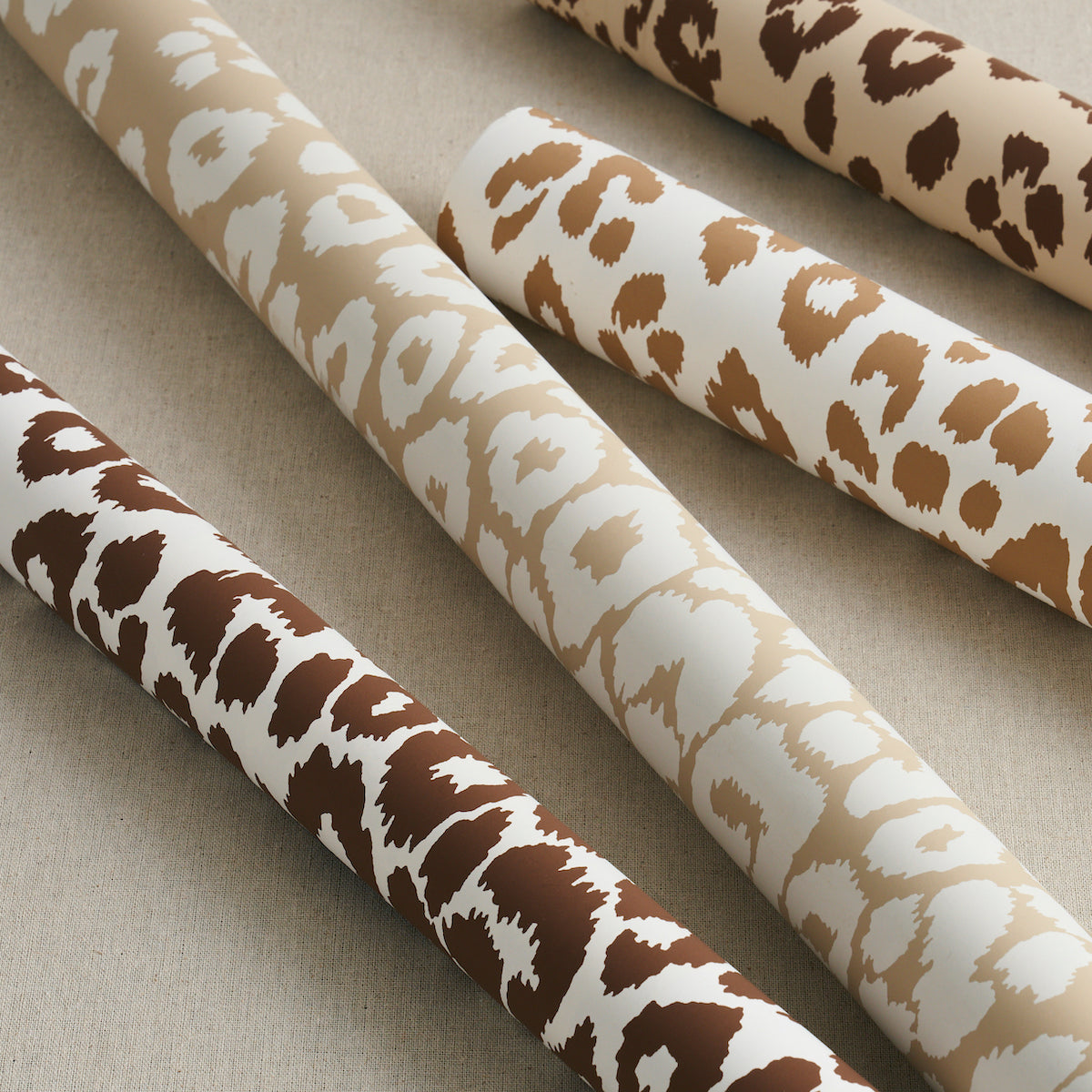 ICONIC-LEOPARD-IVORY-ON-NEUTRAL-SCHUMACHER-5007020