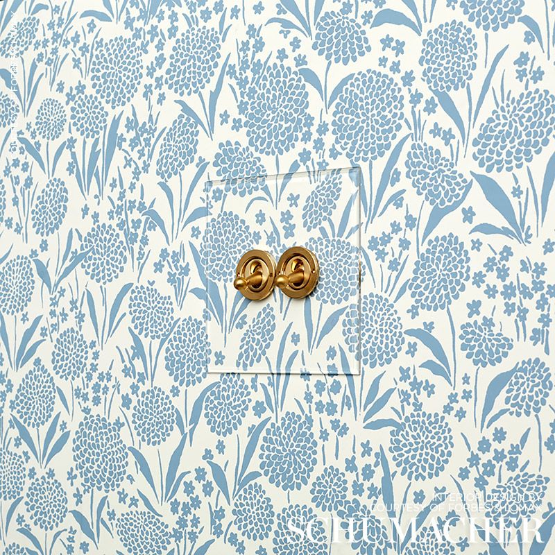 CHRYSANTHEMUM-CHAMBRAY-SCHUMACHER-5009550
