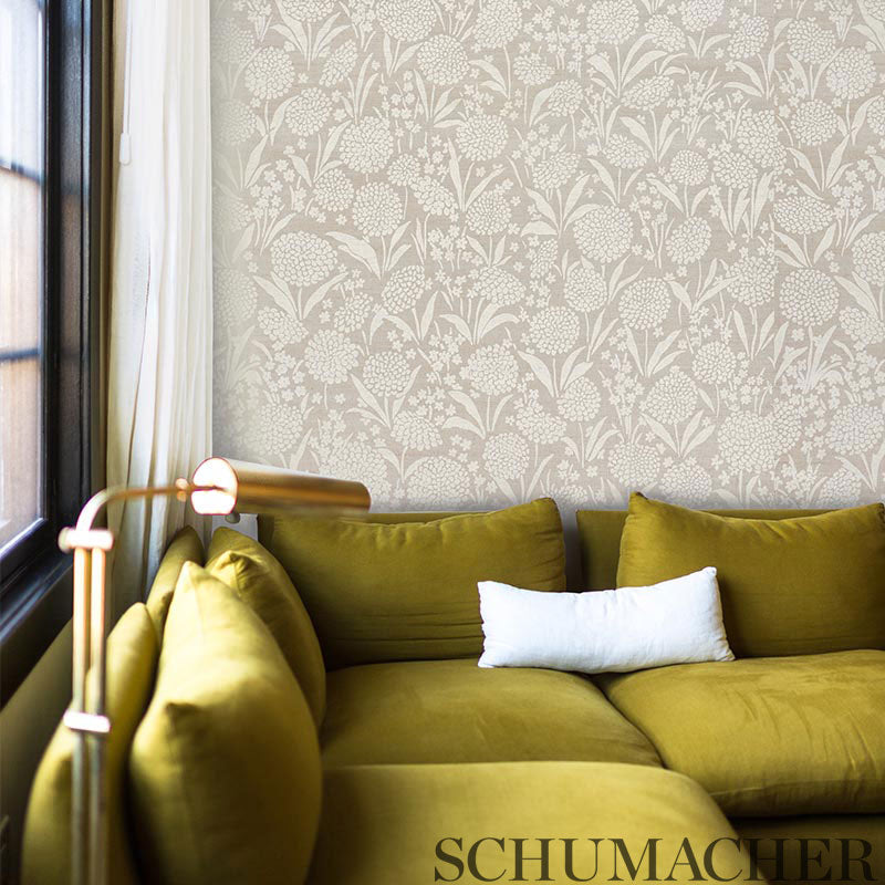 CHRYSANTHEMUM-HEMP-SHIMMER-MOONSTONE-SCHUMACHER-5009790