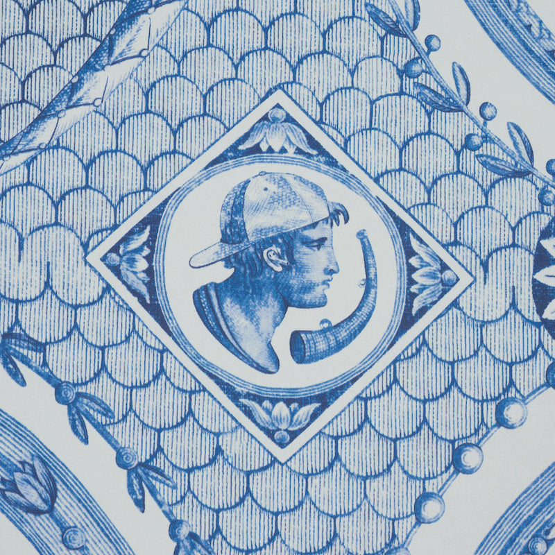 LES-SCENES-CONTEMPORAINES-BLUE-SCHUMACHER-5011490