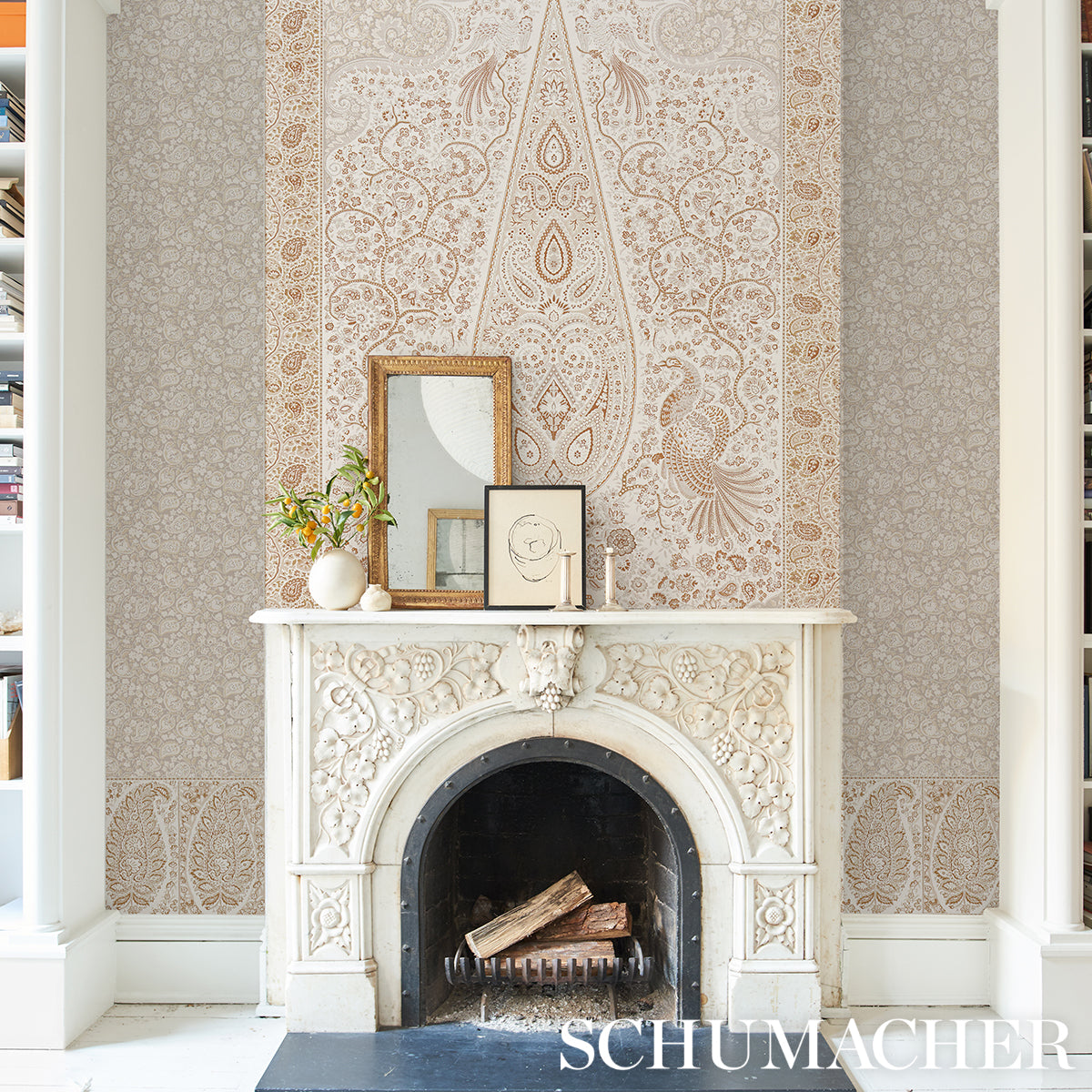COLMERY-PAISLEY-PANEL-SET-PARCHMENT-SCHUMACHER-5015511