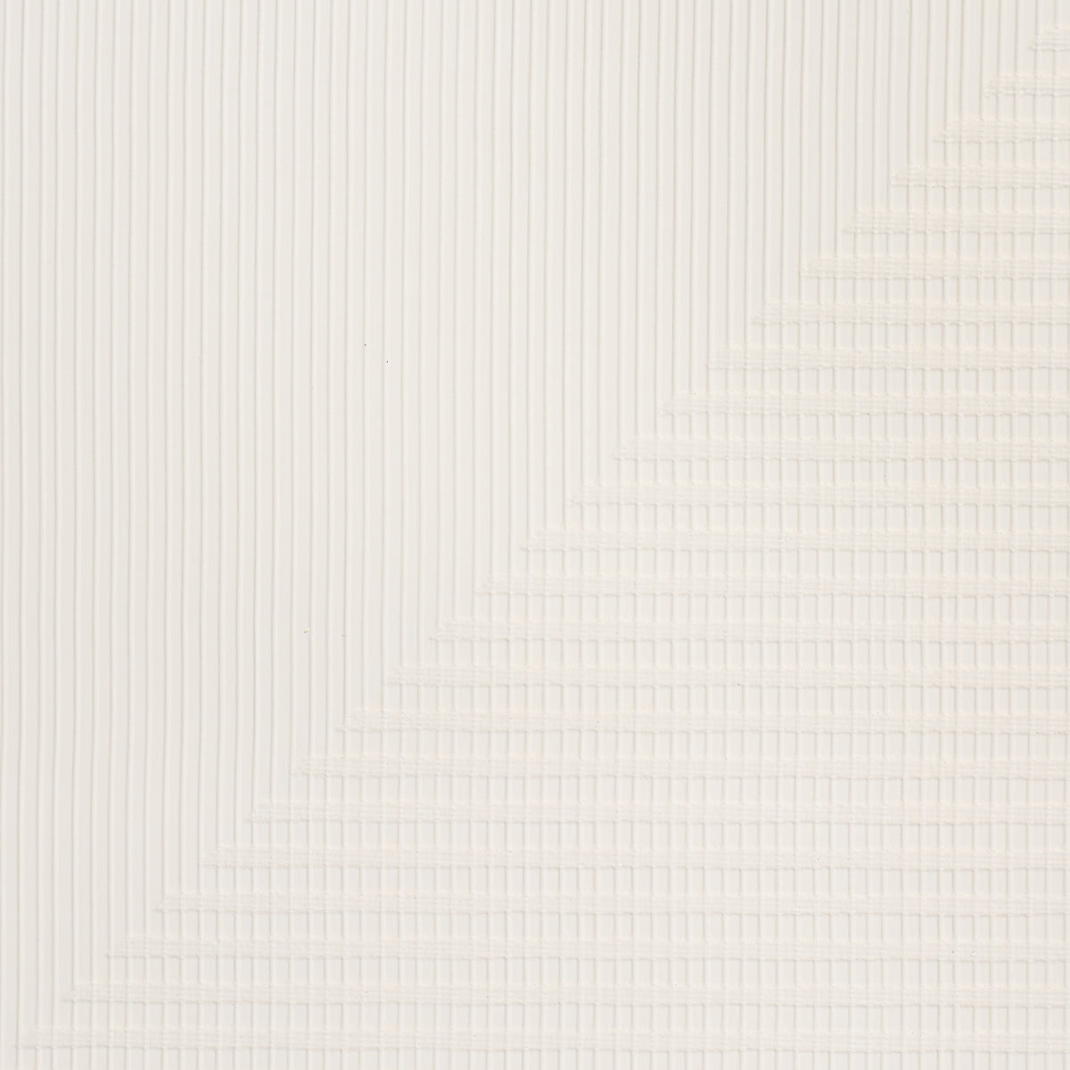 HAND-COMBED-TRIANGLES-WHITE-SCHUMACHER-5016521
