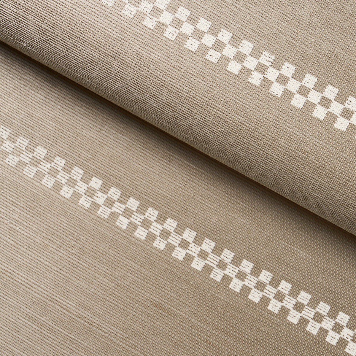 CHECKERED-STRIPE-SISAL-FLAX-SCHUMACHER-5016750