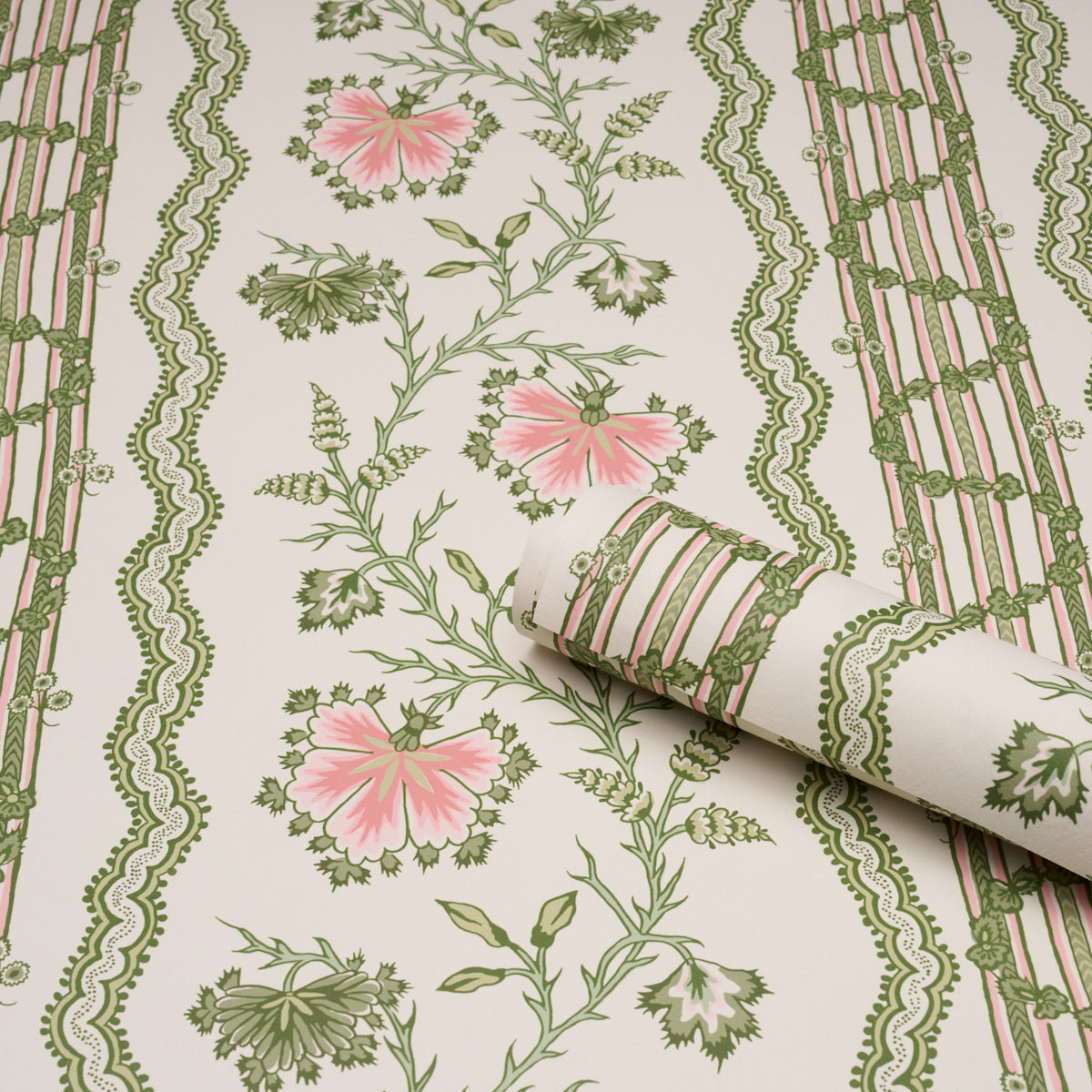 PARVATI-FLORAL-STRIPE-PETAL-SCHUMACHER-5017330