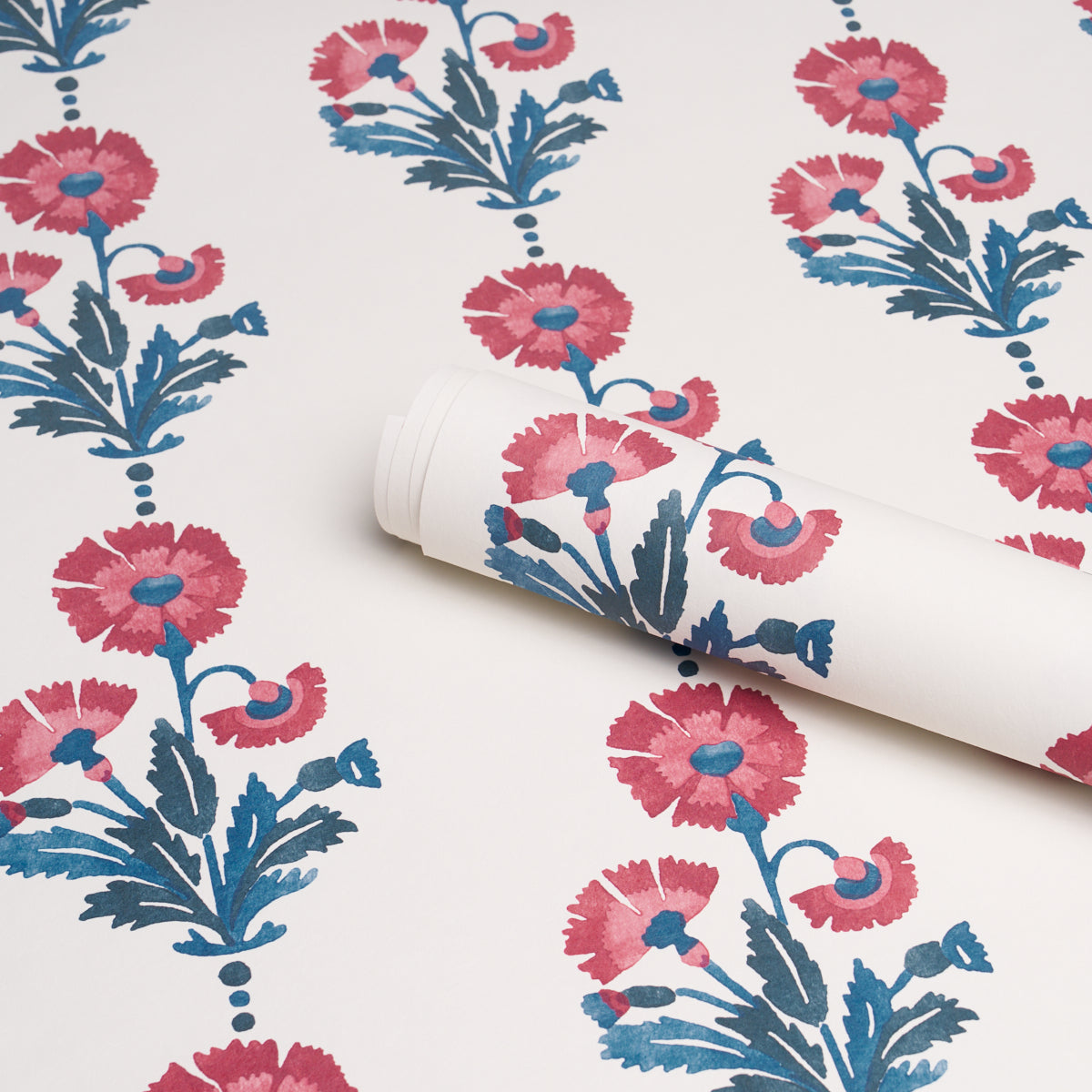DIANTHUS-PRINT-INDIGO-IRON-SCHUMACHER-5017990