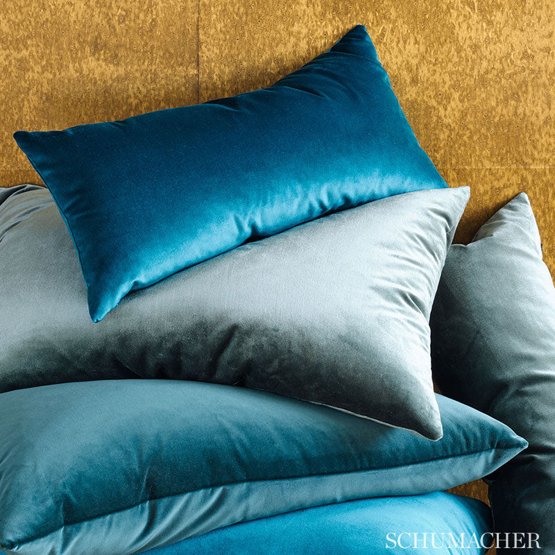 VENETIAN-SILK-VELVET-PETAL-SCHUMACHER-70445