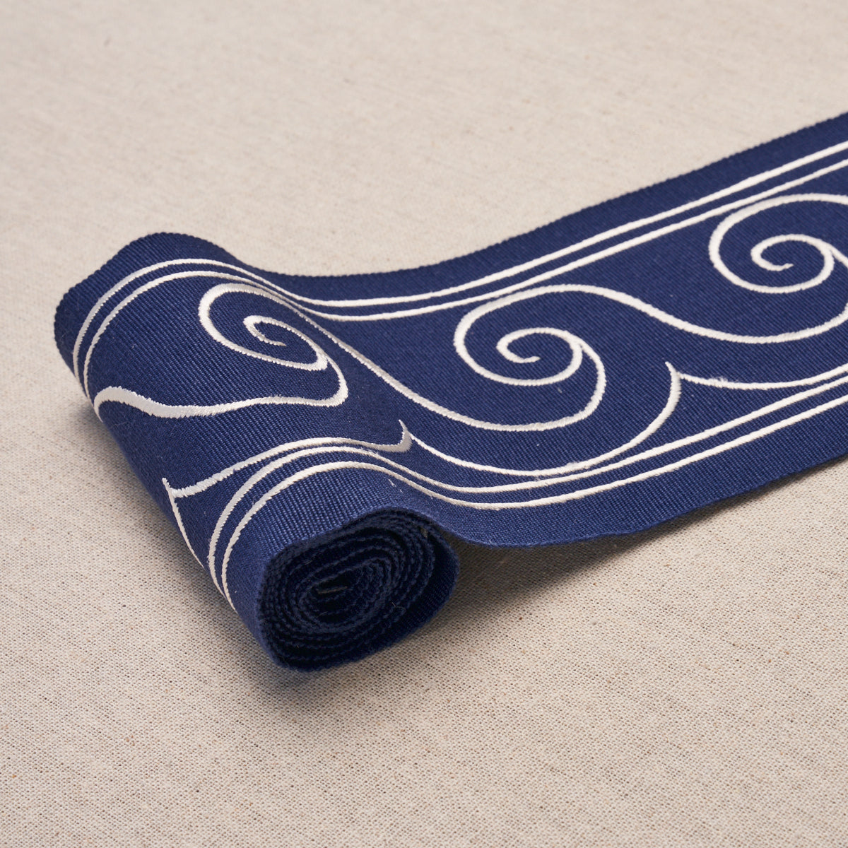 GREEK-WAVES-TRIM-WHITE-ON-NAVY-SCHUMACHER-70753