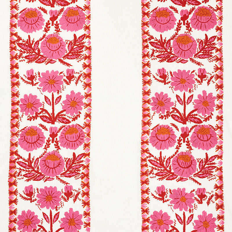 MARGUERITE-EMBROIDERY-BLOSSOM-SCHUMACHER-72331