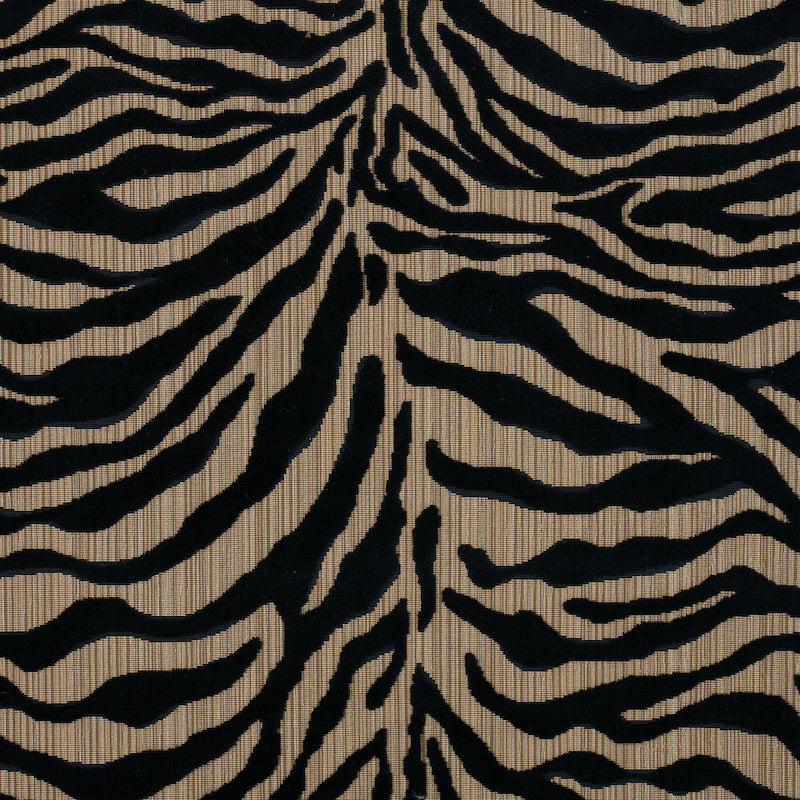 REGINE-STRIE-VELVET-EBONY-SCHUMACHER-77771