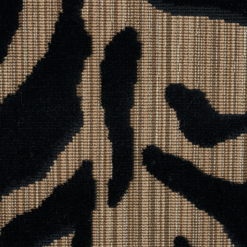 REGINE-STRIE-VELVET-EBONY-SCHUMACHER-77771