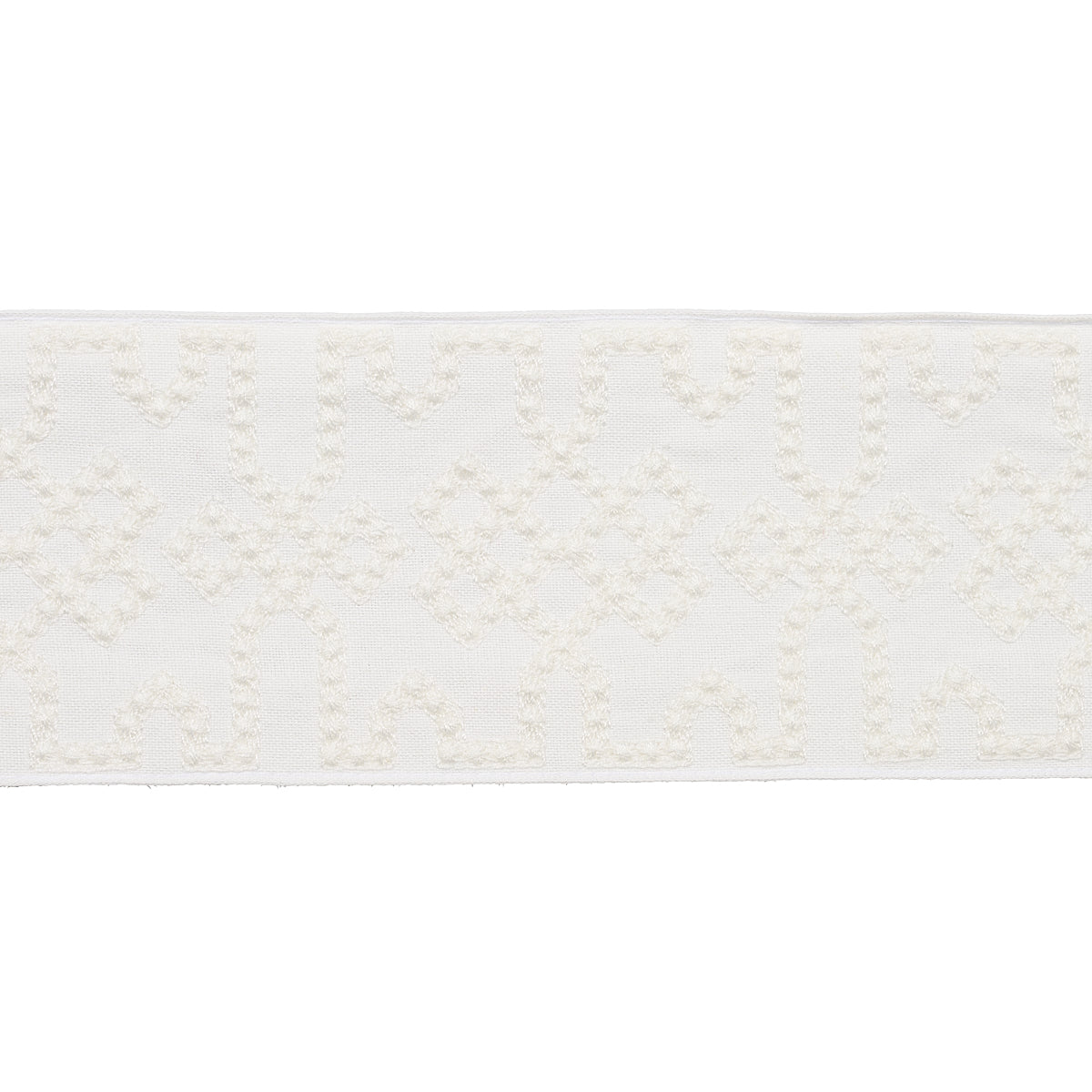 KNOTTED-TRELLIS-TAPE-WHITE-ON-WHITE-SCHUMACHER-80884